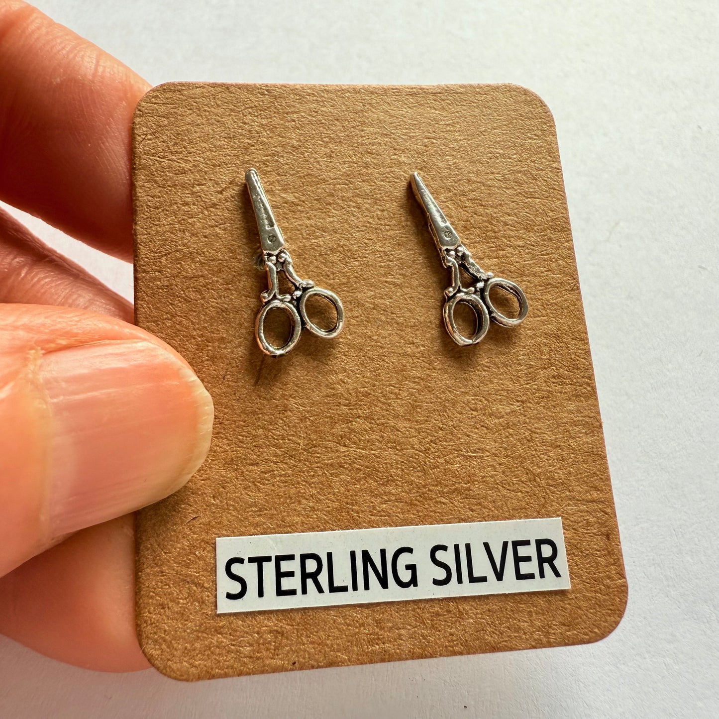 Scissor Studs