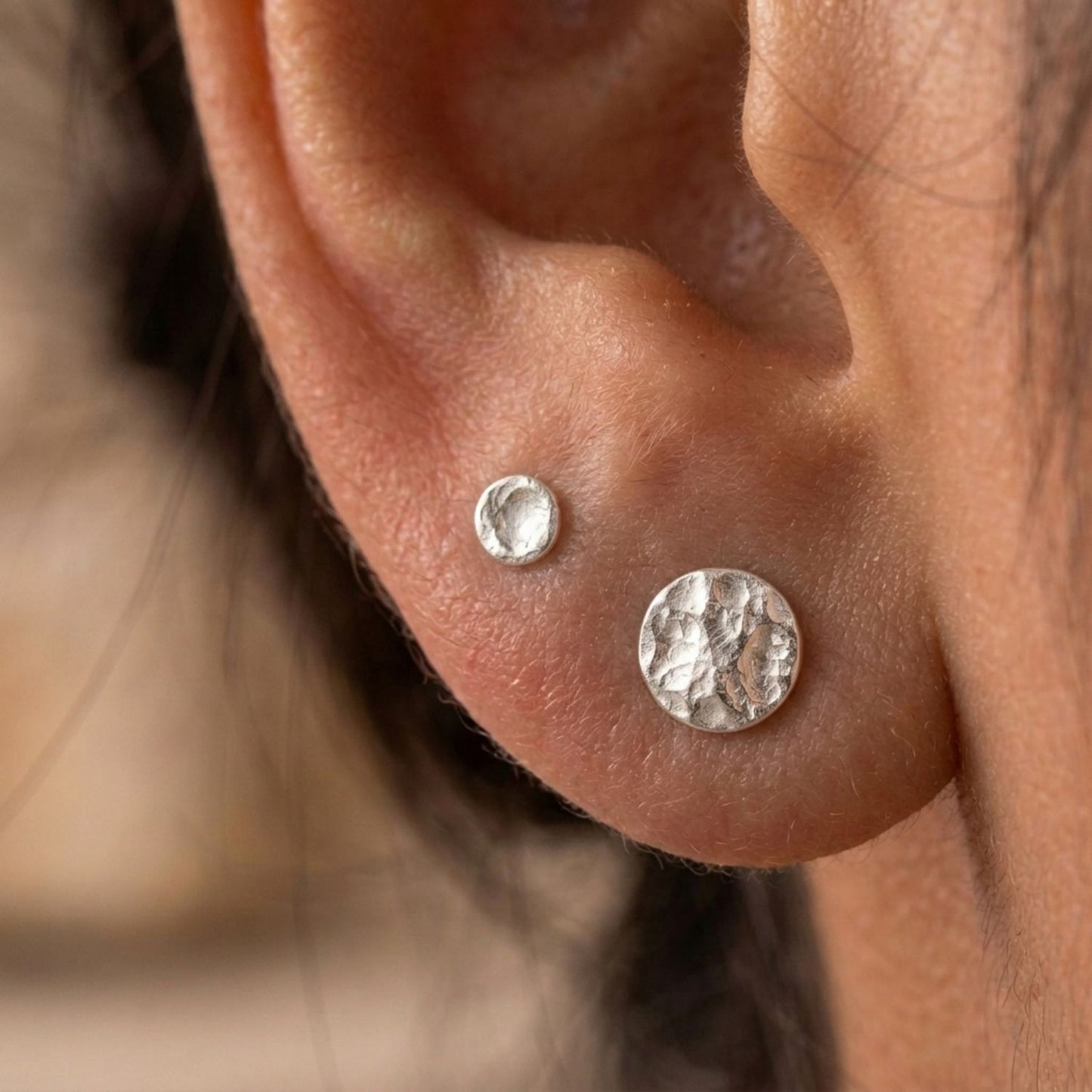 Hammered sterling silver disc stud earrings | 4mm or 6mm